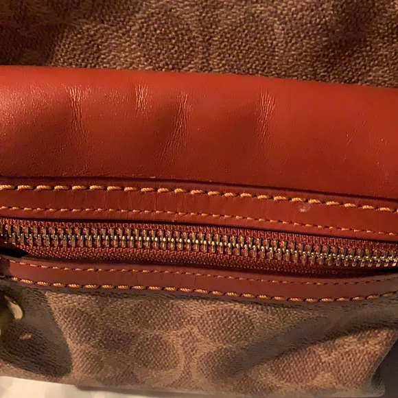 COACH - Picture 3 of 11